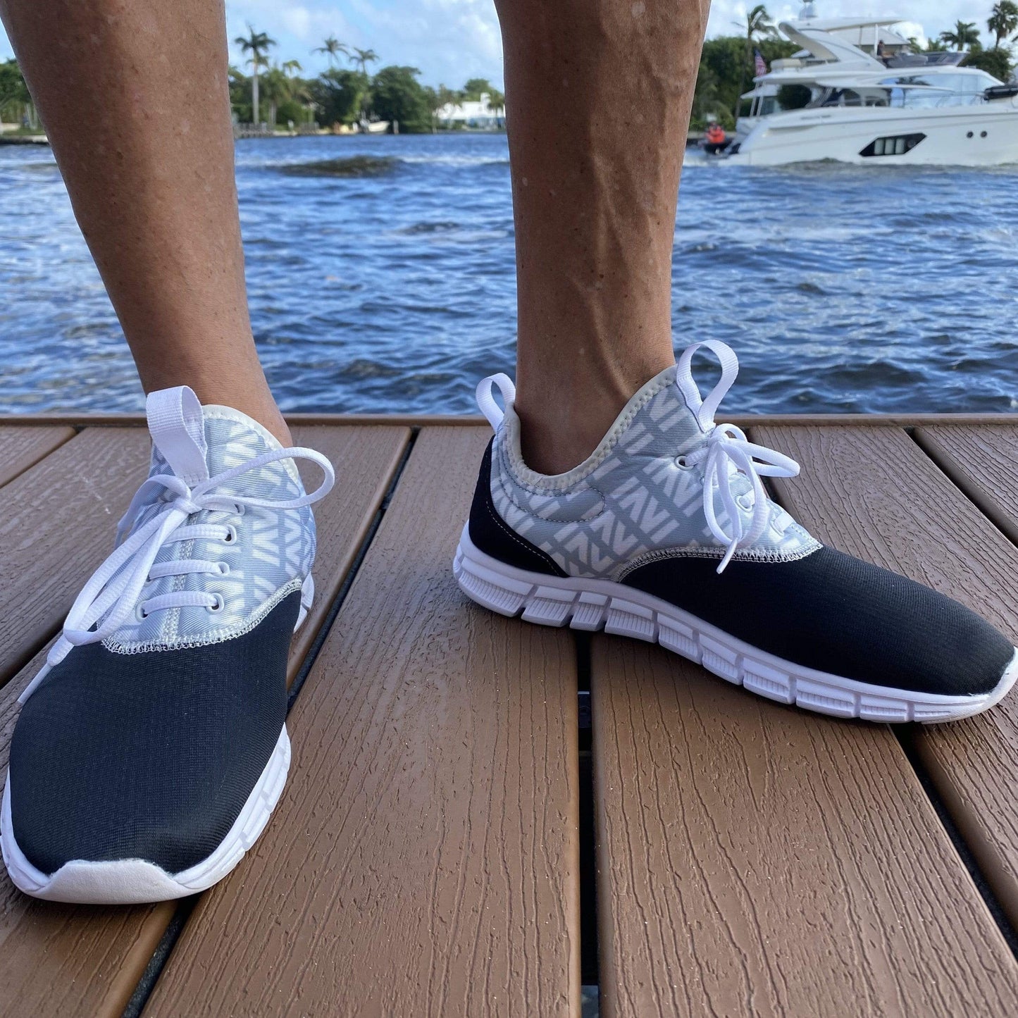 Men's Shoes INVI Lightweight Sneaker City Runner INVI-Expressionwear