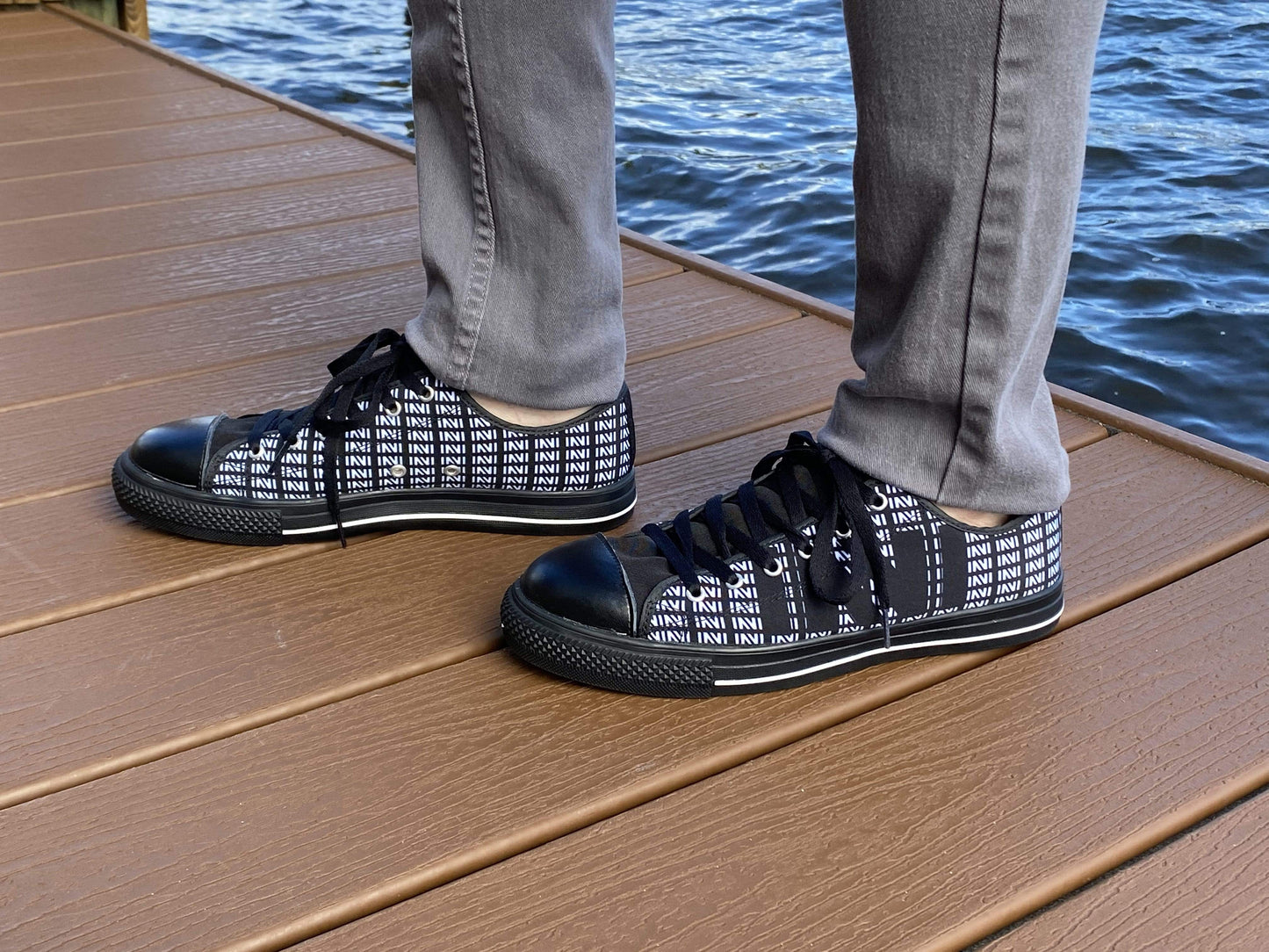 Shoes Daddy Sneakers INVI-Expressionwear