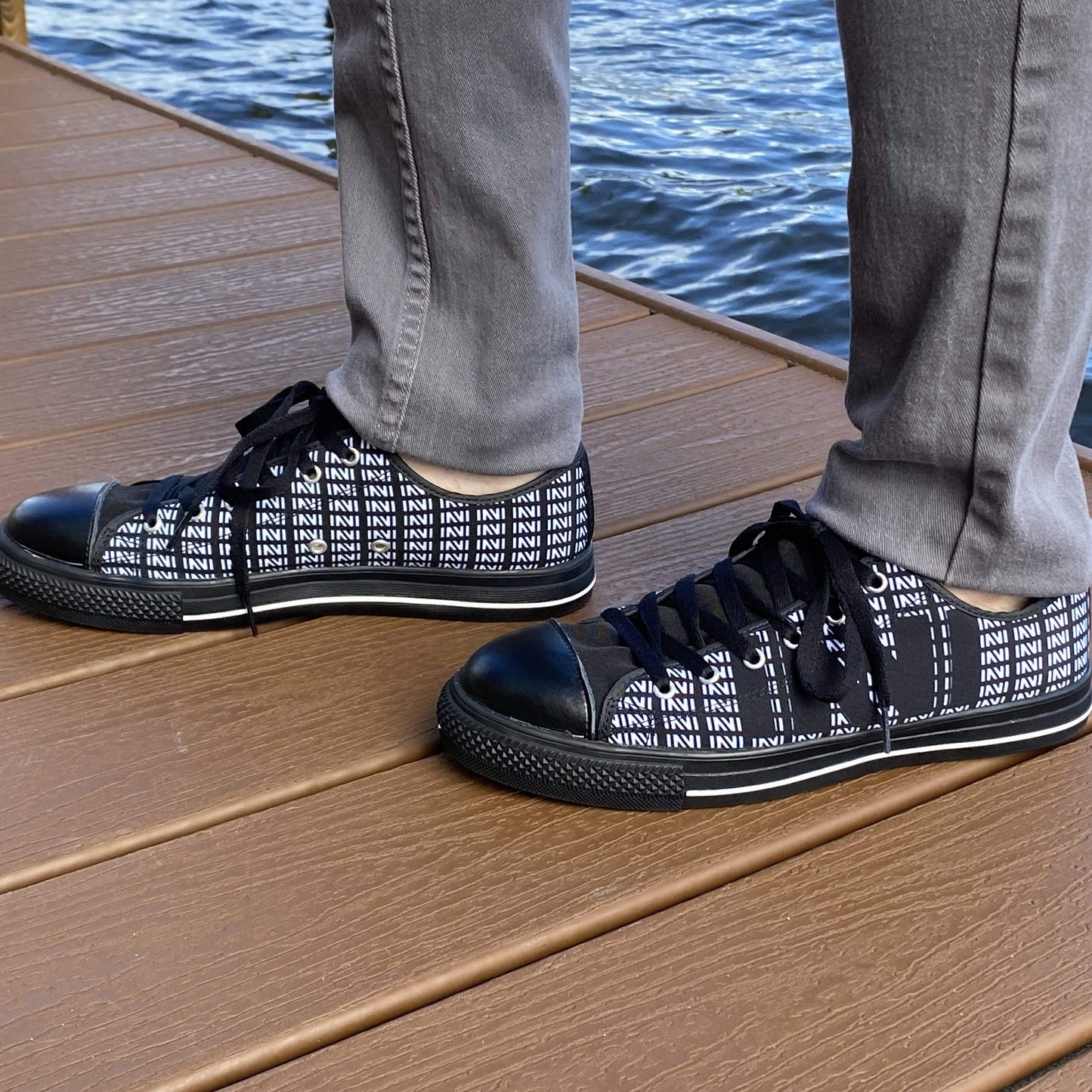 Shoes INVI Sneakers INVI-Expressionwear